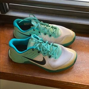 Nike metcon 2 shoes